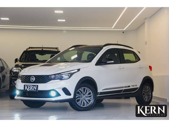 FIAT ARGO 1.3 FIREFLY FLEX TREKKING MANUAL FIAT ARGO 1.3 FIREFLY FLEX TREKKING MANUAL
